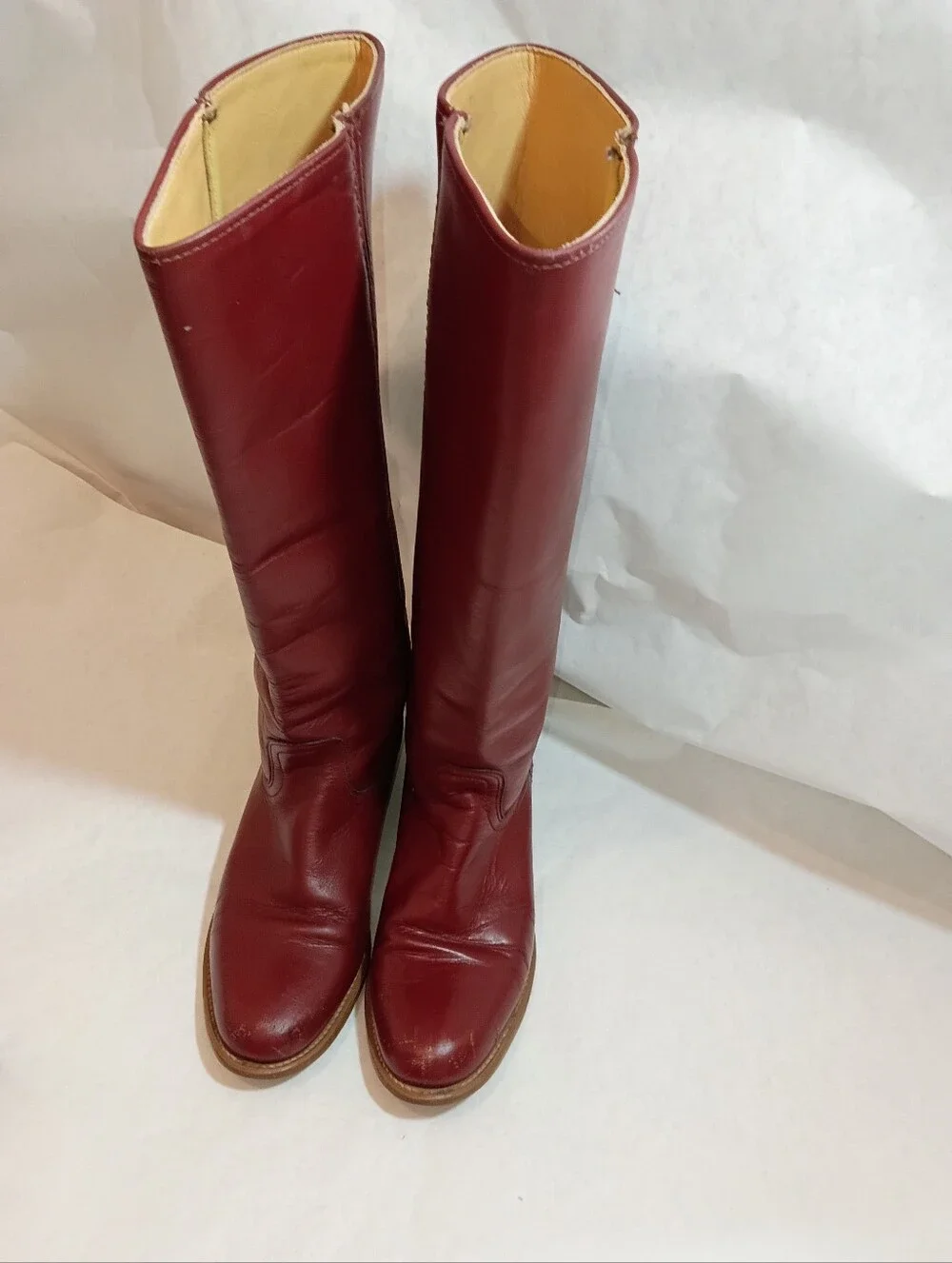 VTG Women's FRYE Campus Red Distressed Grail  60's Or  70's  Size 7B Read